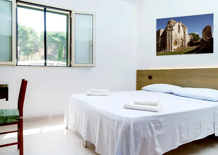 Atenaion אוטרנטו