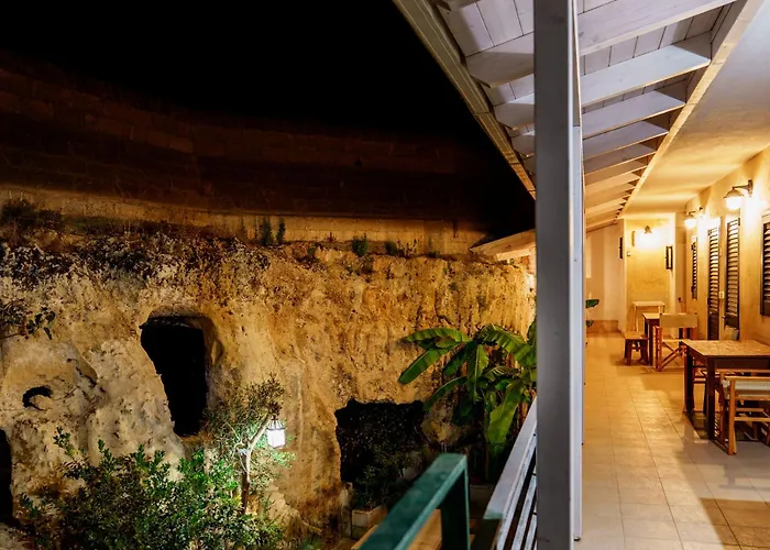 Atenaion Отранто